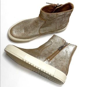 Frye Gia lug zip metallic chelsea boot size 6